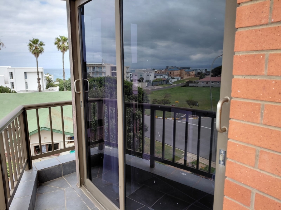 3 Bedroom Property for Sale in Jeffreys Bay Central Eastern Cape